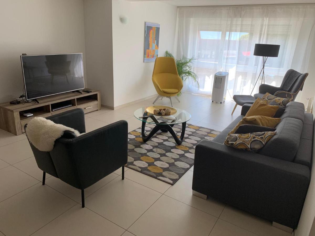 مونترو Rose Lake View Apartment المظهر الخارجي الصورة